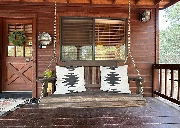 Western Theme! Amazing Spa, Fireplace And Deck! * Overgaard